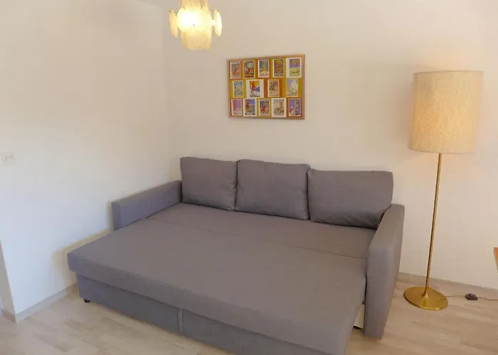 Les Faverges 1 By Interhome קראנס-מונטנה